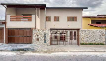 Casa com 7 dormitórios à venda, 358 m² por R$ 1.200.000 - Jardim Santa Maria - Jacareí/SP