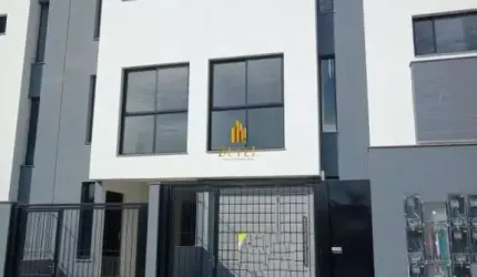 Sobrado à venda no bairro Nossa Senhora da Saúde - Caxias do Sul/RS