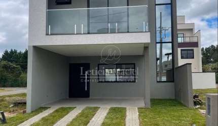 Triplex a venda em São José dos Pinhais