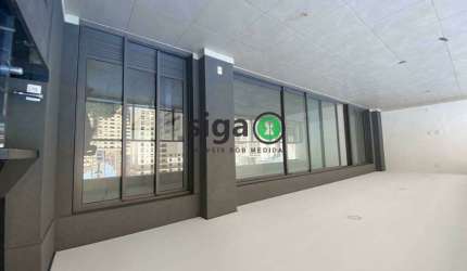 Apartamento a venda em Pinheiros com 03 quartos, 03 vagas
