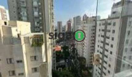 cobertura duplex recém reformado, com 3 quartos, 2 banheiros, 2 vagas, total de 140m2