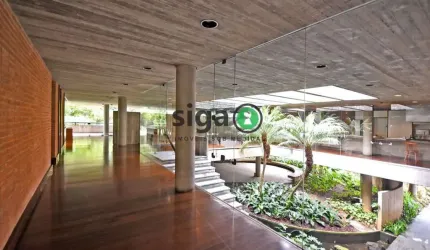 Casa  a venda na Cidade Jardim com 4 quartos - 976m²