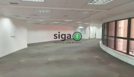 Conjunto Comercial para Locação na Chácara Santo Antônio - 180m², 4 vagas!
