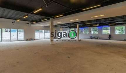 Sala/Salão Comercial no Piso Superior Área total: 724,32 m²
