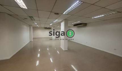 Loja em Pinheiros para locação com 625m¹, com 6 salas grandes, 4 banheiros próximo à Faria Lima