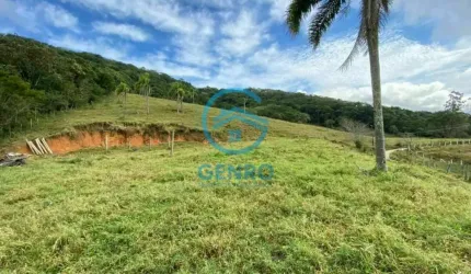 Área Rural para Sítio com Terreno de 45.000m²  à venda em Tijucas/SC