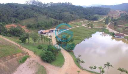 Lote para Chácara com Escritura Pública em Condomínio Rural com Excelente Infraestrutura à venda em Canelinha/SC