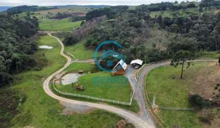 Chalé Mobiliado na Serra Catarinense com Lagoa e Terreno de 4.140m² à venda em Alfredo Wagner/SC
