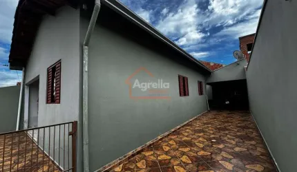 CASA À VENDA EM MOGI MIRIM SP, COM 3 DORMITÓRIOS E CHURRASQUEIRA - FINANCIAMENTO