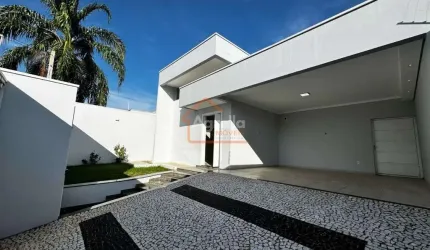 CASA Á VENDA EM MOGI MIRIM