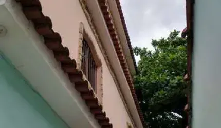Vendo ótimo imóvel cinco quartos em Mesquita centro / r.g.i