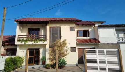 Casa/Sobrado com 3 dormitórios à venda, 178 m² por R$ 798.000 - Girassol - Gravataí/RS