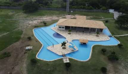 Oportunidade Única: Casa no Condomínio Lagos Country & Resort - Viva o Paraíso!