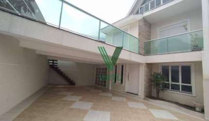 Sobrado com 3 dormitórios para alugar, 320 m² por R$ 5.170,00/mês - Portão - Curitiba/PR