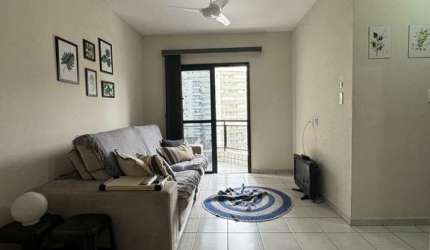 Apartamento Guilhermina Praia Grande 1 dormitório sacada 100 metros da praia