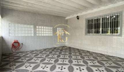 À venda imóvel residencial com 3 quartos e 3 vagas no bairro Mirim.