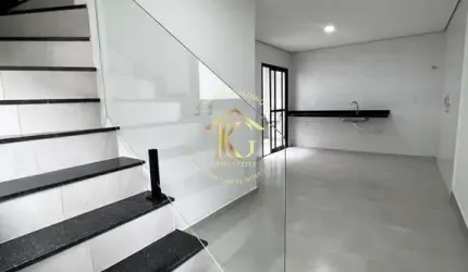 Casa de condomínio 2 dormitórios sendo 1 suíte- Guilhermina