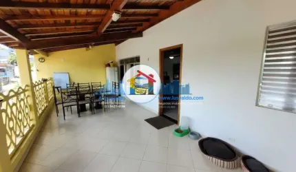 Bela propriedade com 2 ótimas casas, 2 vagas e salão no Riacho Grande em São Bernardo do Campo