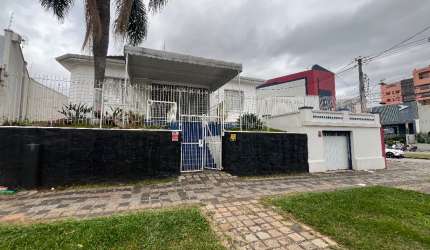 Casa comercial para locação com 7 salas