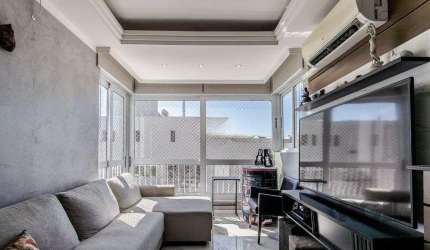 Apartamento de 2 dormitórios no bairro Azenha
