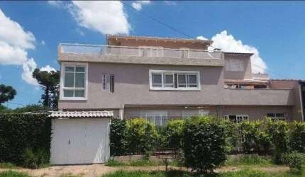 Excelente casa de 188m² com 5 quartos sendo 2 suítes