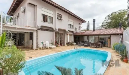 Casa com 3 dormitórios no bairro Jardim Lindóia