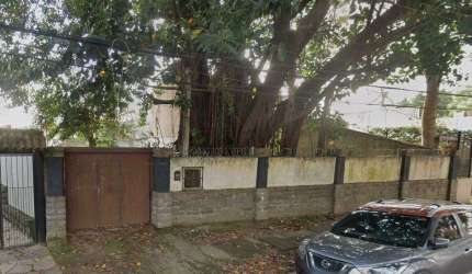 Terreno com 550m² no Bairro Guarujá