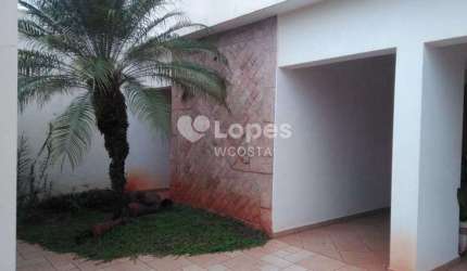 Casa Sobrado com 3 Dorms, 2 Suites em Paulínia-SP