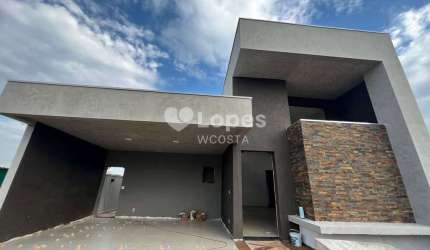 Casa com 3 suítes, Santorini Residencial Club