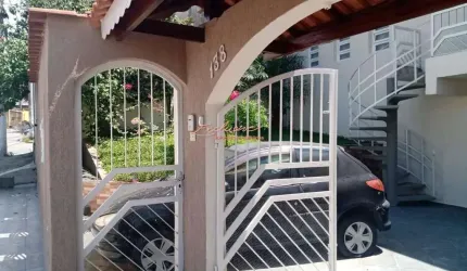 Casa - Vila Júlia, Poá