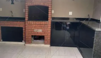 Oportunidade Imperdível: Casa à Venda em São Paulo-SP, na Vila Alpina! 3 Quartos, 1 Suíte, 2 Salas, 3 Banheiros, 3 Vagas, 130m²!