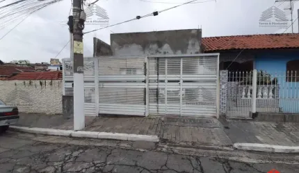 Casa Reformada a Venda na Vila Maria Alta, 3 Dormitórios, Sala, Cozinha, Suíte, Lavanderia,  com Banheira. 2 vagas na garagem.