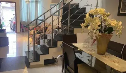 Oportunidade Imperdível: Casa à Venda em São Paulo-SP, Vila Alpina - 3 quartos, 2 salas, 3 banheiros, 2 vagas de garagem - 112m²