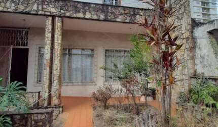 Sobrado na Mooca, com 03  dormitórios, sala dois ambientes, cozinha ampla, área de serviço, 02 banheiros