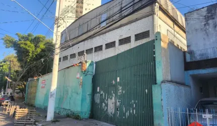Galpão no Belenzinho com 4523m2 de construção, terreno 2.030m2, elevador de carga, elevador monta carga, 2 andares, 10 banheiros
