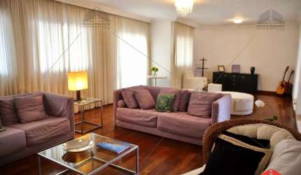 Apartamento em ótima  localização no Tatuapé, 186m2, a 300m da estação de metrô e a 200m do shopping, 3 suítes, closet, 2 vagas de garagem