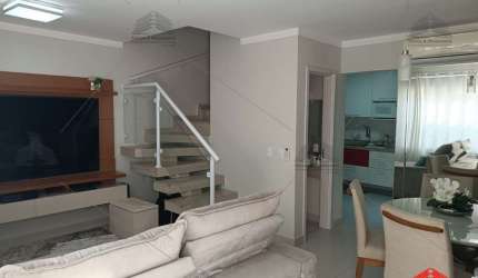 Casa em Condomínio Vila Maria com 2 Quartos, 2 Suítes, Sala 2 Ambientes, Cozinha Planejada, Lavabo, 3 Banheiros, 2 Vagas Cobertas. Espaço Gourmet