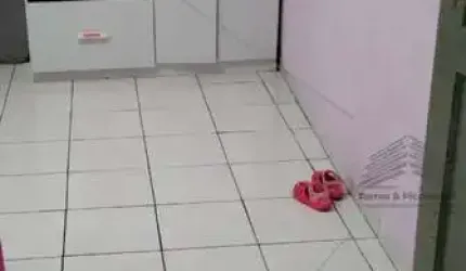 Casa a venda de 130 m² na Vila Formosa, 5 quartos, sala cozinha, 3 banheiros, lavanderia e quintal, sala, lavanderia, área de serviço