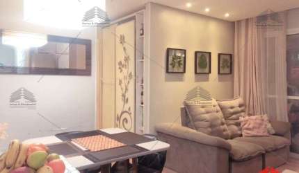 Apartamento a venda de 60 m² no Tatuapé, 2 dormitórios, 1 suíte, 2 banheiros, lavanderia, cozinha americana, varanda, moveis planejados, 1 vaga