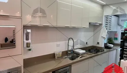 Apartamento no Bairro Campestre perto da estação prefeito Saladino, 3 dormitórios sendo 1 Suíte, todo planejado em fino acabamento, 2 vagas de garagem