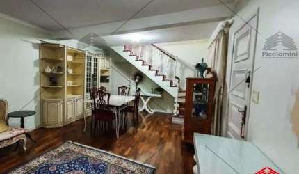 Sobrado a venda de 170 m² no Ipiranga, 3 dormitórios, 1 suíte, 2 banheiros, lavanderia, cozinha, sala de estar, quintal, 2 vagas de garagem