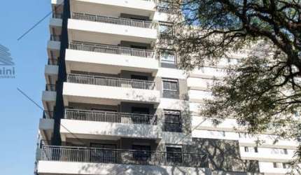 Apartamento novo, Pinheiros, área de lazer, gerador, varanda, aquecimento central, perto do metrô