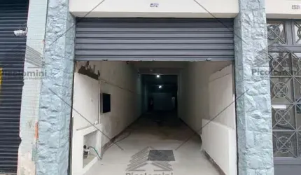 Salão comercial no Brás de 227,50m² de área construída, com 2 salas, 2 banheiros, reformado recentemente, trifásico,  excelente localização.