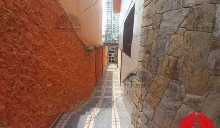 Casa a venda na Mooca, com 3 suites sendo a master com hidromassagem, sala com mezanino, escritorio, churrasqueira, 6 banheiros, 4 vagas, sacada