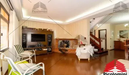 Imperdível oportunidade de compra ou aluguel: Casa de 3 quartos sendo suíte e 4 vagas na Vila Prudente, São Paulo-SP!