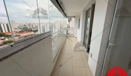 Apartamento a venda no Brás, Rua Alegria, a 50 metros do Metrô Brás, 2 dormitórios, 1 vaga, lazer completo. Andar Alto.