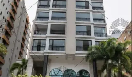 Apartamento de Luxo à Venda em Santos-SP, 2 quartos, 2 suítes, 2 salas, 4 banheiros, 3 vagas de garagem, 106m² no Gonzaga.