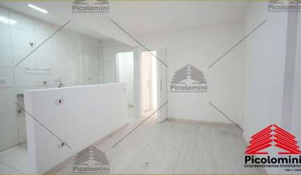 Apartamento a venda na Consolação, 1 quarto, 1 banheiro, cozinha e área de serviço.