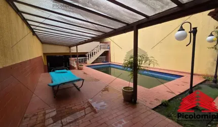 Sobrado á venda Vila Prudente 3 suíte, piscina , espaço gourmet, garagem fechada p 5 carros terreno 8,00 X 40,00 rua larga residencial próximo metrô