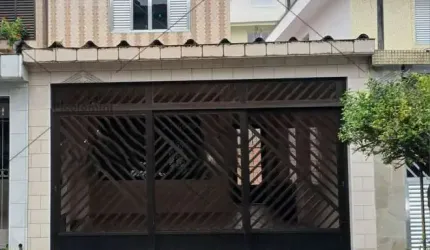 Casa na região da Mooca - 178 m² 2 quartos, 2 banheiros, cozinha ampla com móveis planejados, 2 vagas cobertas, próximo Hospital São Cristovão